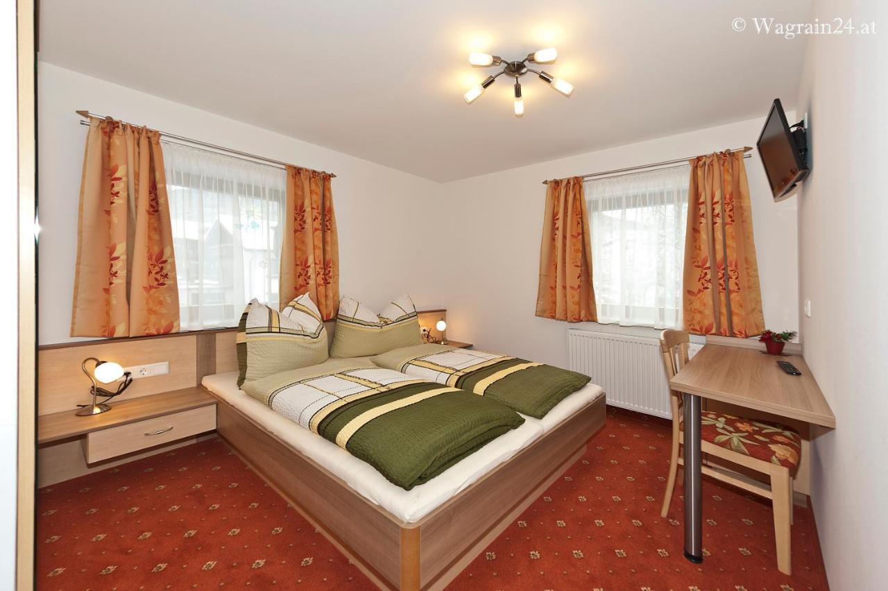 Appartement Haus Burgblick วาไกรน์ ภายนอก รูปภาพ